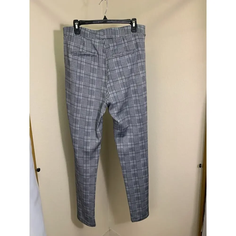 Fuego Moda Women’s Houndstooth Gray & Black Stretch Pants 2X - Picture 3 of 3